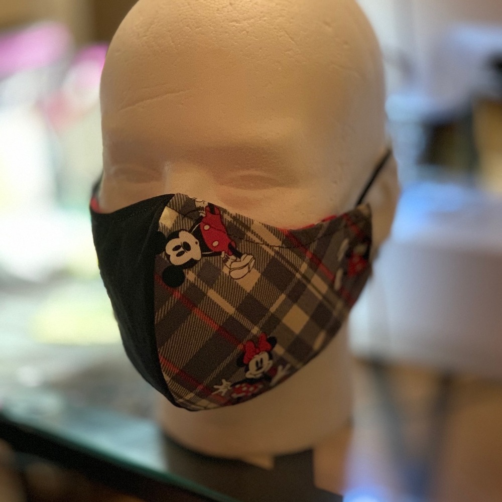Reversible and double filter Mickey mask